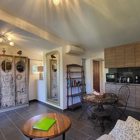 Residence Di A Serra Καλβί Εξωτερικό φωτογραφία